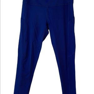 BRAND NEW—Navy leggings with 5 pockets  back waistband &  2 leg pockets! Sz L.